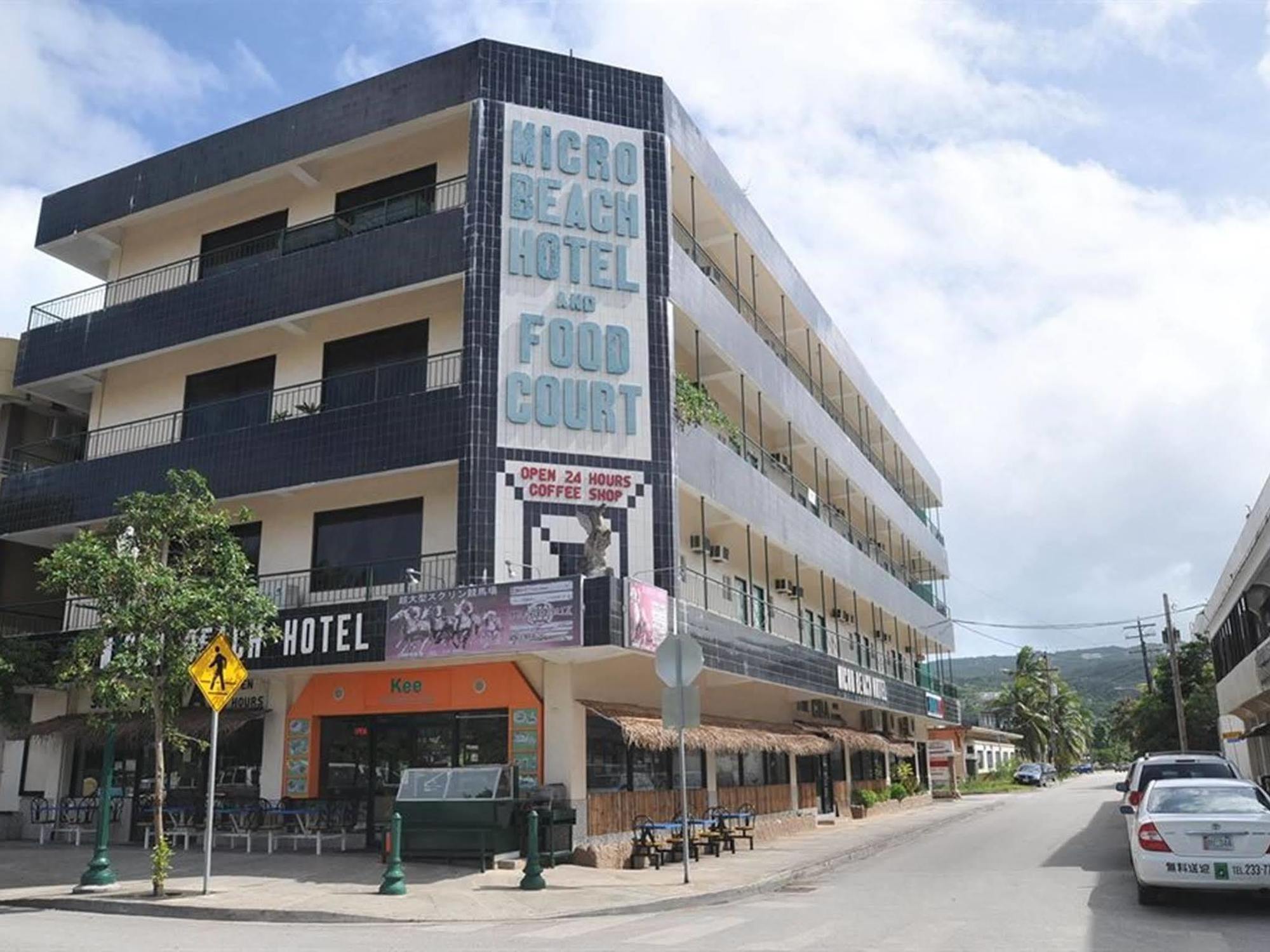 Micro Beach Hotel Garapan Esterno foto